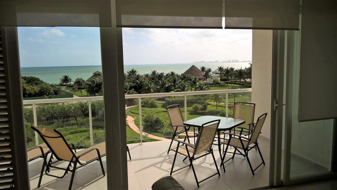 Swim The Caribbean & Work With A View Appartement Cancún Buitenkant foto