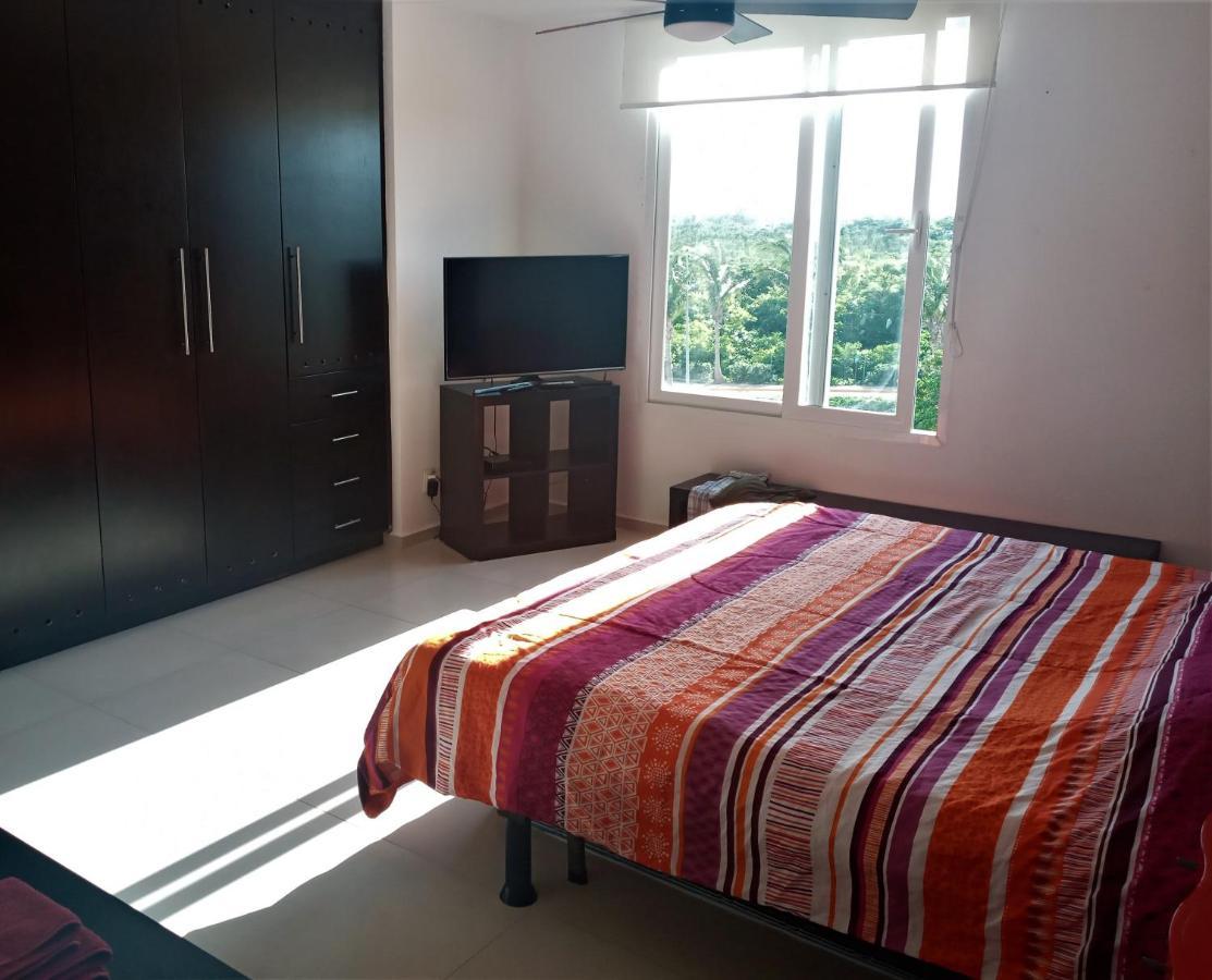 Swim The Caribbean & Work With A View Appartement Cancún Buitenkant foto